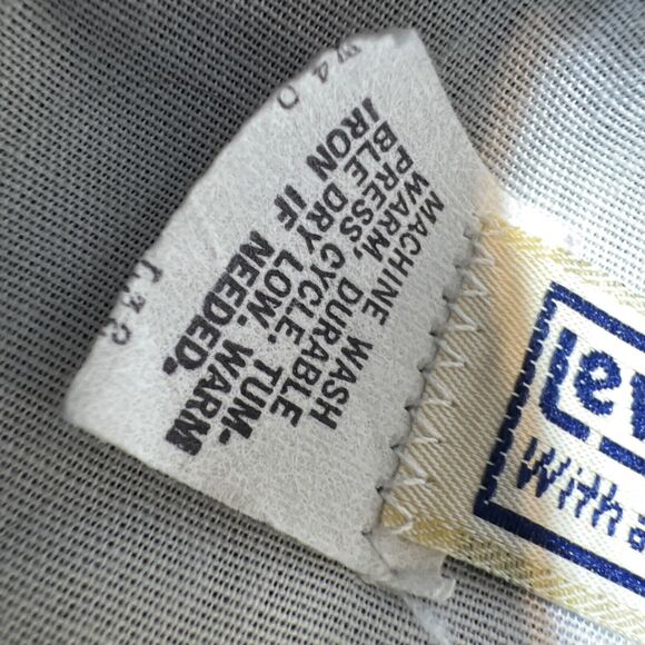 Vintage White Tab Levis Men With A Skosh More Room Navy 549 Jeans 40x32 - Picture 11 of 12